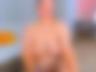 ReginaStown's Live Sex Cam Show