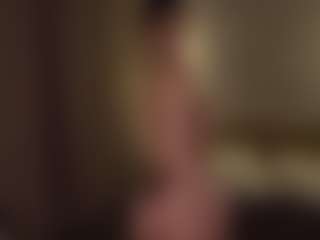 Live cam show with AmityAlford - Blonde Hair on hrnylive.com