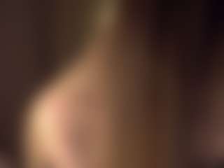 Live cam show with AmityAlford - Blonde Hair on livesuperchat.net