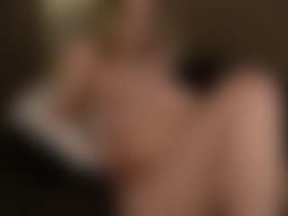 Live cam show with AmityAlford - Blue Eyes on SpankPalCams