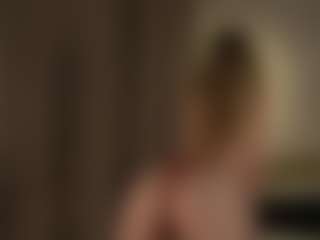 Live cam show with AmityAlford - Blue Eyes on Hubzter Live