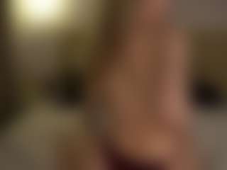 Live cam show with AmityAlford - Normal on Camsoda
