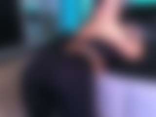 Live cam show with evanew - Shaved Pussy on Strip Flash - Live Sex Shows