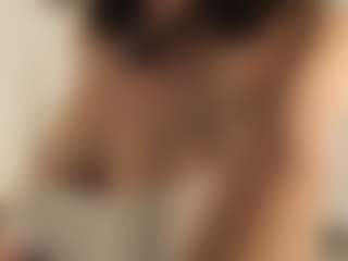 TaiteHails's Live Sex Cam Show