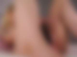 OctaviaHearing's Live Sex Cam Show