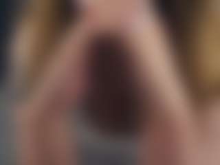 Live cam show with OctaviaHearing - Blue Eyes on parknlotfishbdy