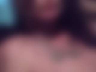 Live cam show with PearlCUMsquirter - Mobile MILF on Camsoda