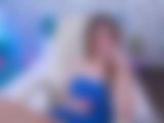 Live cam show with DreamyLinaa - Nature on livesuperchat.net