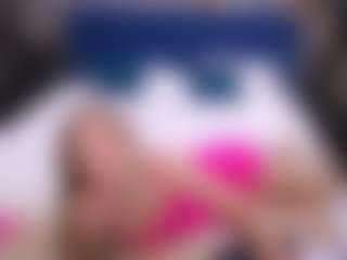 Live cam show with DreamyLinaa - Nipple Piercings on LiveSexCams6