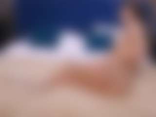Live cam show with DreamyLinaa - Striptease on madthumbs