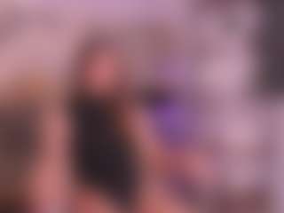 Live cam show with DreamyLinaa - Nipple Piercings on LiveSexCams6
