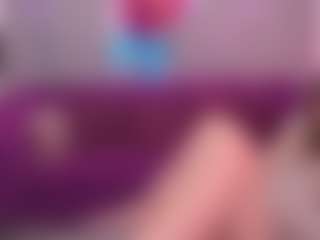 DreamyLinaa's Live Sex Cam Show