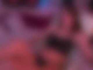 Live cam show with DreamyLinaa - Nipple Piercings on crypto-cams