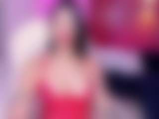 Live cam show with Amaiha - Shaved Pussy on Milfs Live