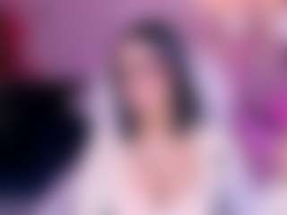 Live cam show with Amaiha - Brown Hair on livesuperchat.net