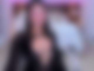 Live cam show with Amaiha - Twerk on AdultVida.com