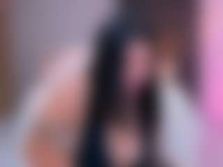 Live cam show with Amaiha - Brown Hair on Gym Cam Girls