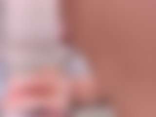 Live cam show with Amaiha - Fingers on Instabang