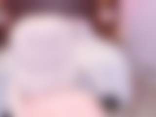 Live cam show with Amaiha - Tease on intimatelivegirls.com