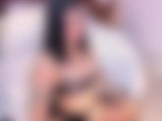 Live cam show with Amaiha - Amateur Brown Hair on PervPlay.com