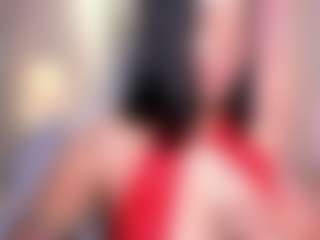 Live cam show with Amaiha - Squirt Teen (18+) on dropp.cam