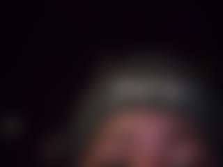 MilfMonkey's Live Sex Cam Show