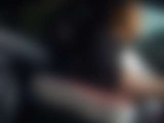 Live cam show with MilfMonkey - Brown Eyes on googirlz