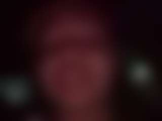 MilfMonkey MILF webcam performer live streaming