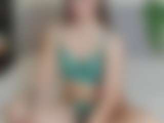 Live cam show with Sassy-Jam - Blonde Hair on hrnylive.com