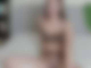 Live cam show with Sassy-Jam - Small Tits Mature on Uber Horny