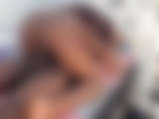 Live cam show with Adry-Morris - Shower on eurowanks.com