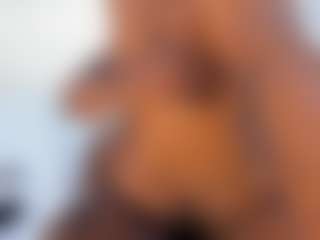 Live cam show with Adry-Morris - Shower on Hubzter Live