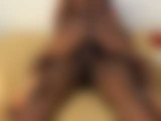 Live cam show with Adry-Morris - White on sexylive.show | colombia
