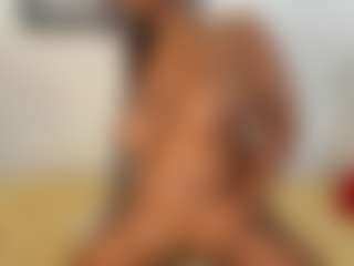 Adry-Morris's Live Sex Cam Show