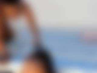 Live cam show with Adry-Morris - No Smoking on milfzrlive.com