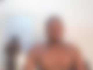 Show en direct avec Adry-Morris - Shower sur Camsoda