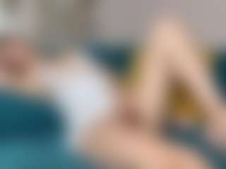 Live cam show with VanessaCalypso - Hairy Pussy on Camiplay Live