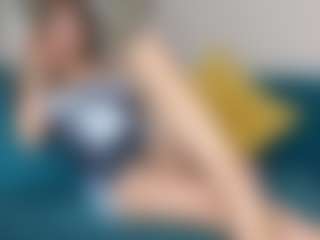 Live cam show with VanessaCalypso - Butt Plug on Milf Play
