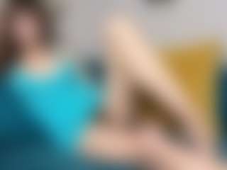 Live cam show with VanessaCalypso - Amateur Brown Hair on liverealitysex.com