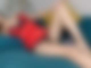 Live cam show with VanessaCalypso - Brown Hair on CamwithHer
