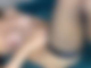 Live cam show with VanessaCalypso - Dildo Or Vibrator on sexylive.show