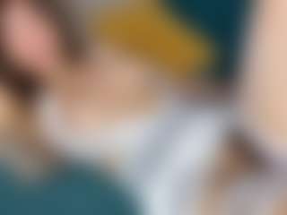 Live cam show with VanessaCalypso - Lush Brown Hair on CamClone