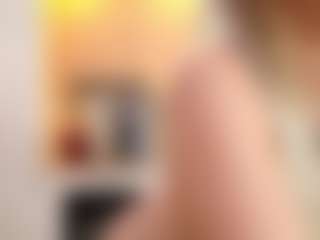 Live cam show with Liloukatt - Full Nudity on StripNow