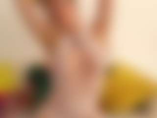 Live cam show with Liloukatt - Camel Toe on fapnchat