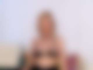 Liloukatt's Live Sex Cam Show
