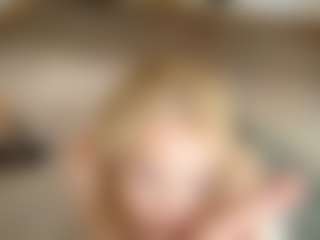Live cam show with Liloukatt - Shaved Pussy on Streamer API