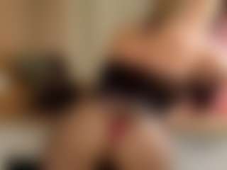 Liloukatt's Live Sex Cam Show