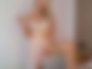 Liloukatt's Live Sex Cam Show