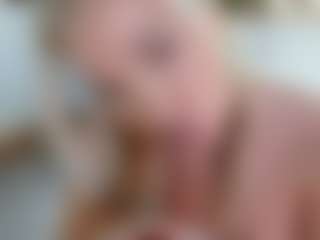 Live cam show with Liloukatt - Tattoos on StripNow