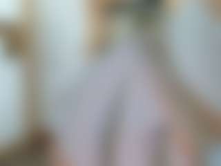 Live cam show with Liloukatt - Squirt on Camsoda